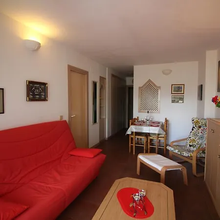 Global Immo 3303 Royal Marina I Xaloc Apartment Roses